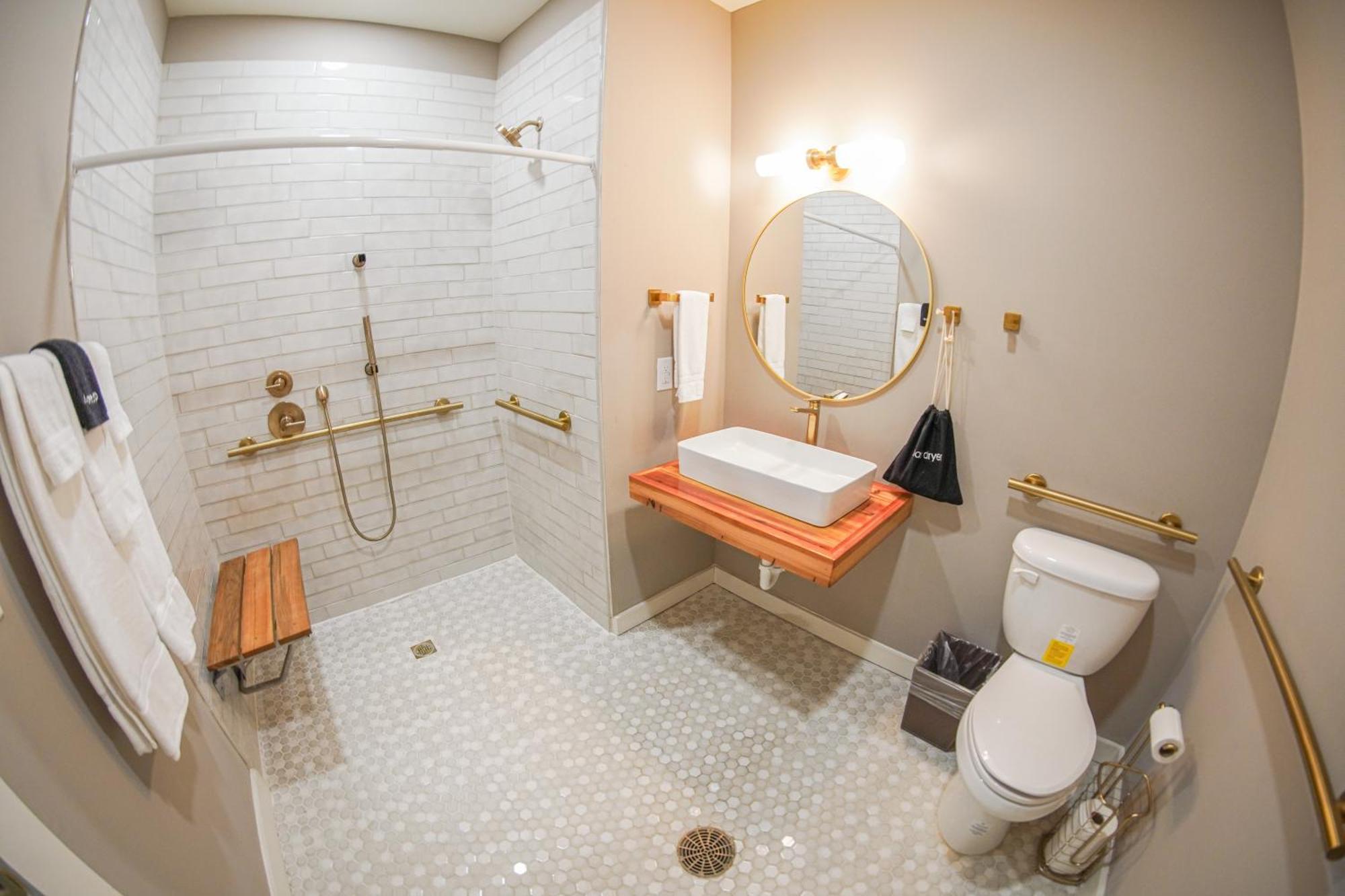 Hotel Whiskey In Паскагула Экстерьер фото