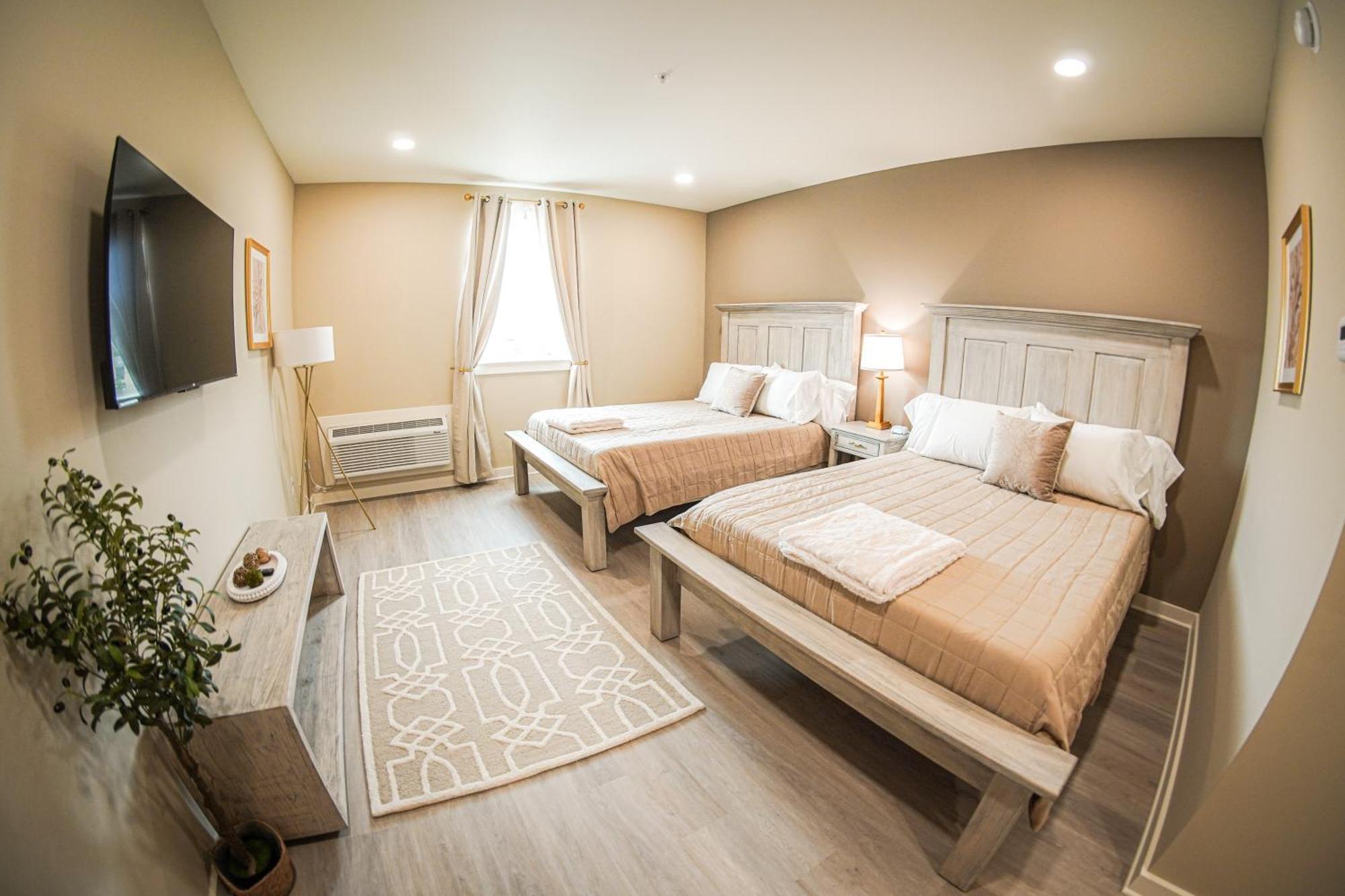 Hotel Whiskey In Паскагула Экстерьер фото