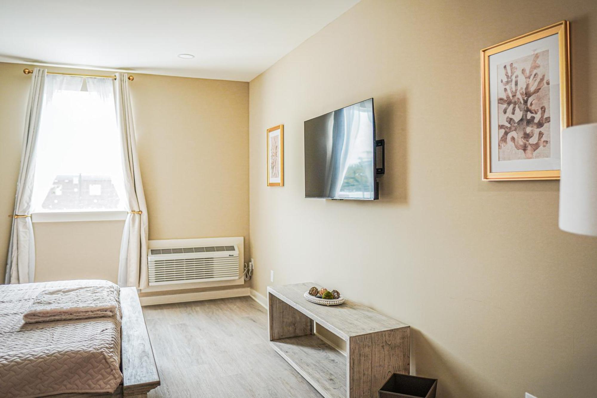 Hotel Whiskey In Паскагула Экстерьер фото