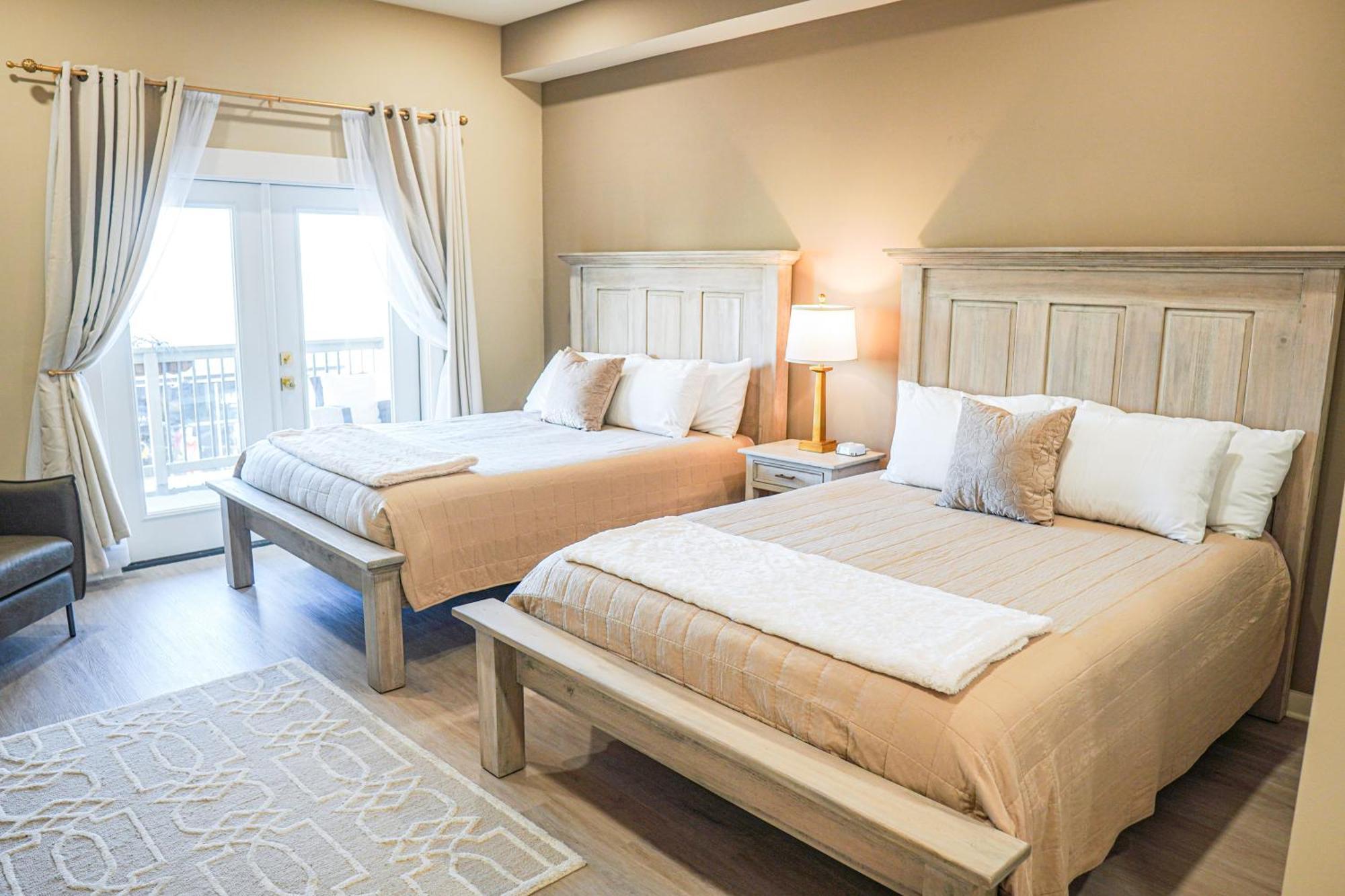 Hotel Whiskey In Паскагула Экстерьер фото