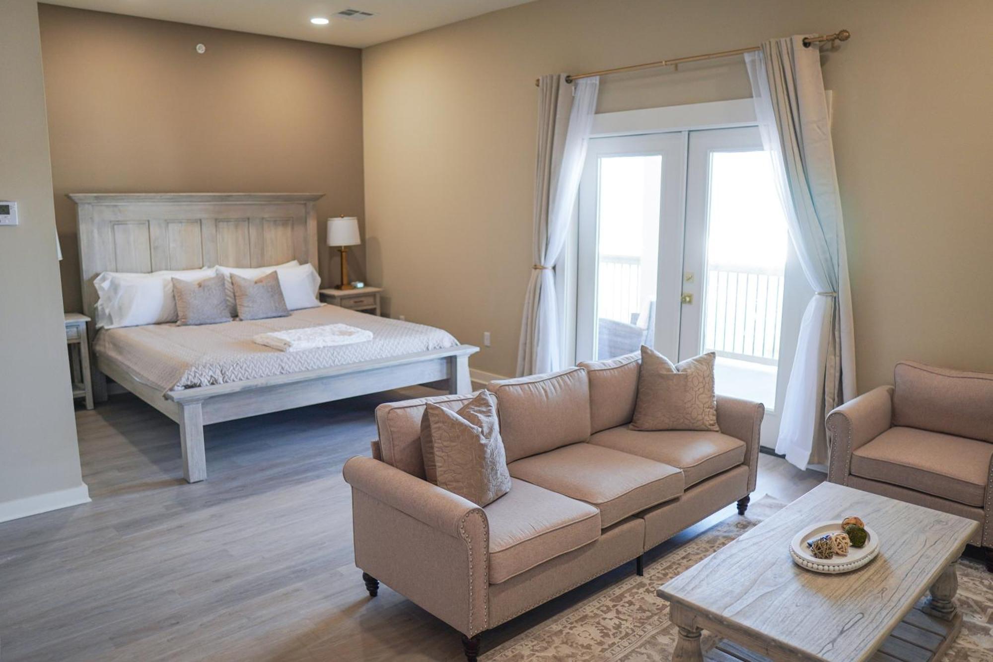 Hotel Whiskey In Паскагула Экстерьер фото